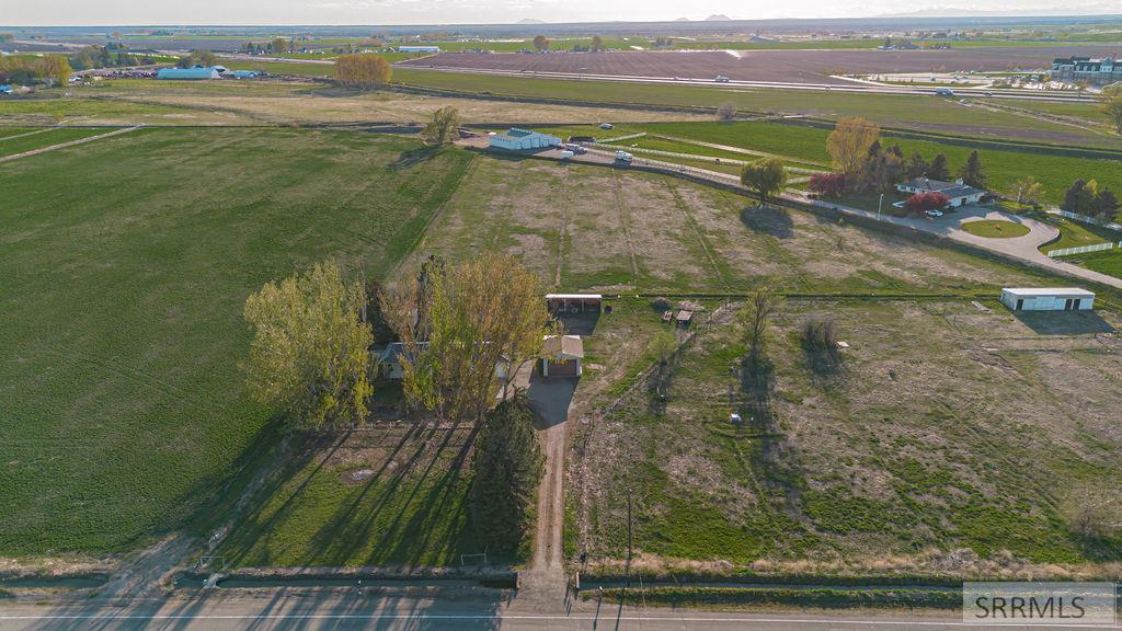 7574 S 45th W Property Photo 79