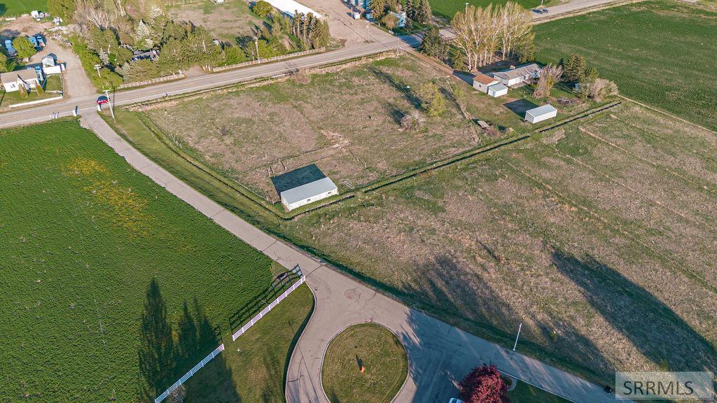 7574 S 45th W Property Photo 81