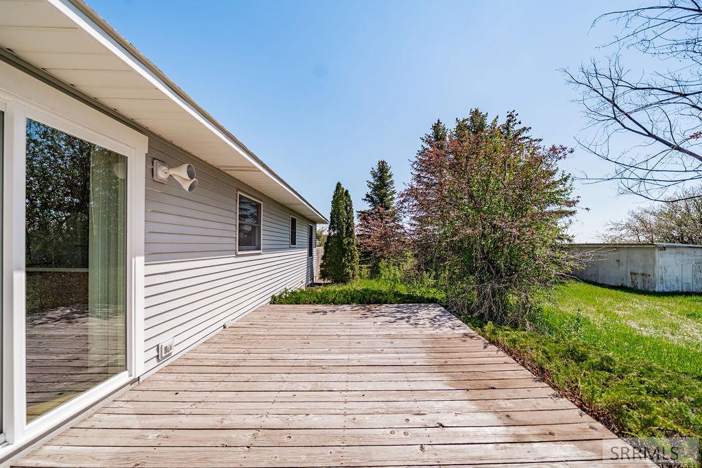 7574 S 45th W Property Photo 86