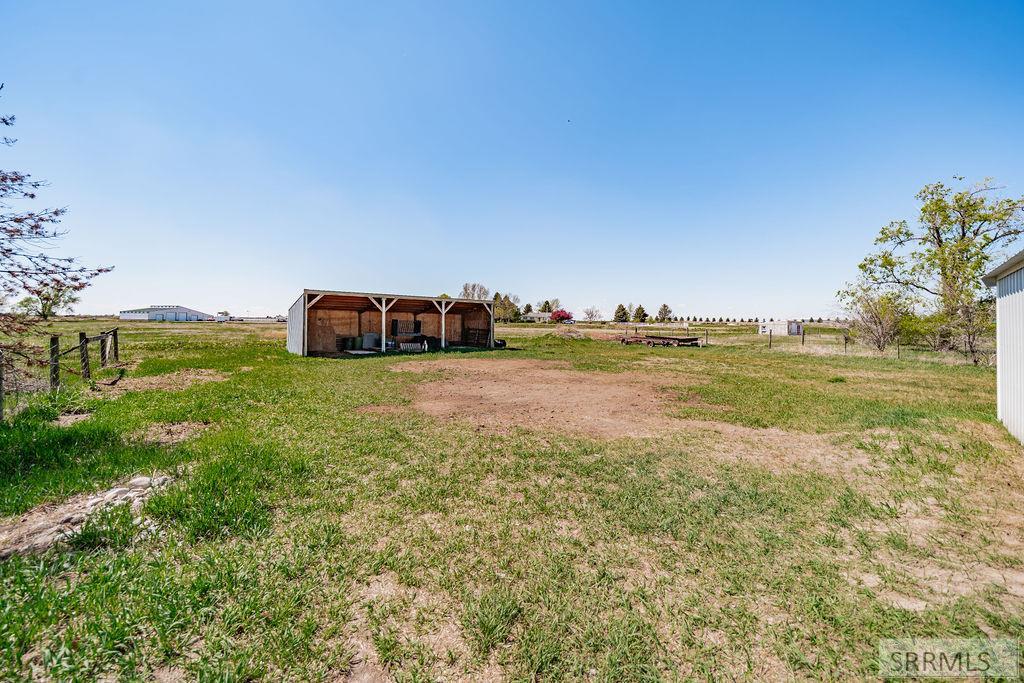 7574 S 45th W Property Photo 91