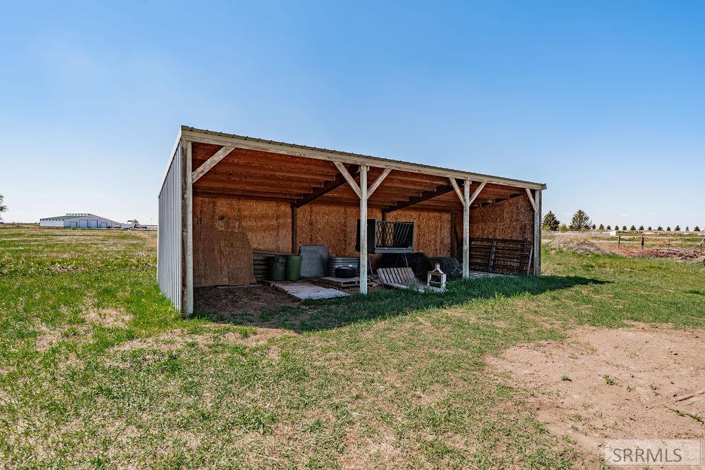 7574 S 45th W Property Photo 92