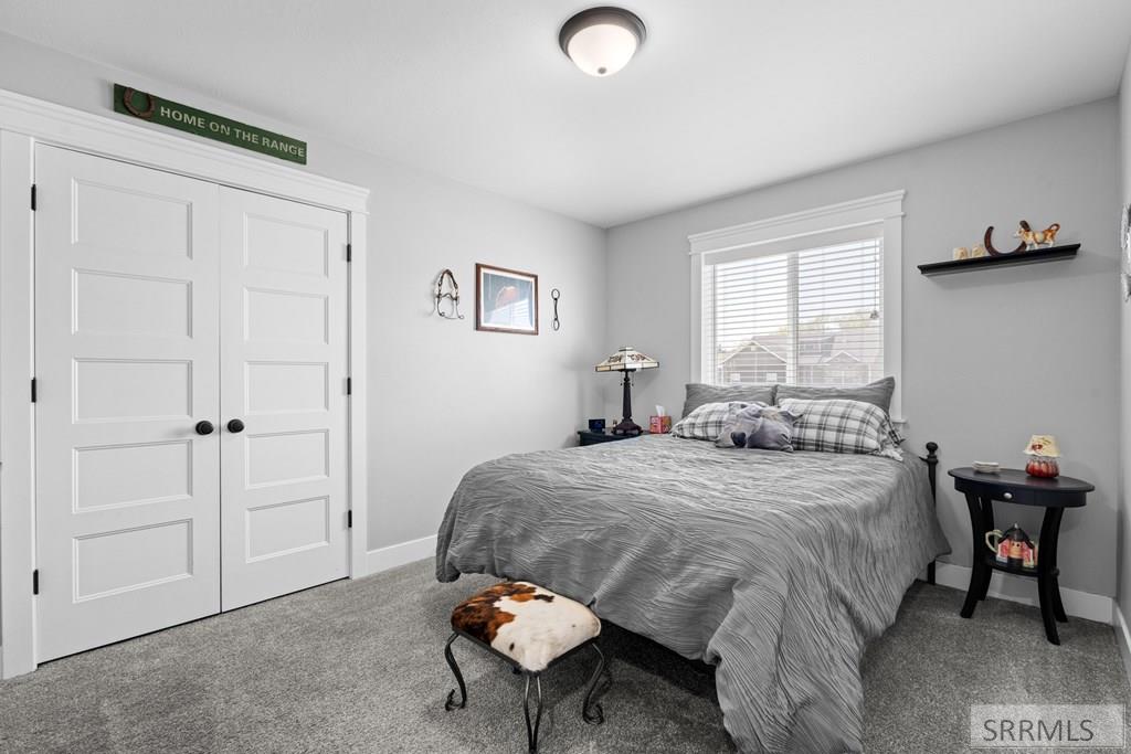 312 N 3811 E Property Photo 16