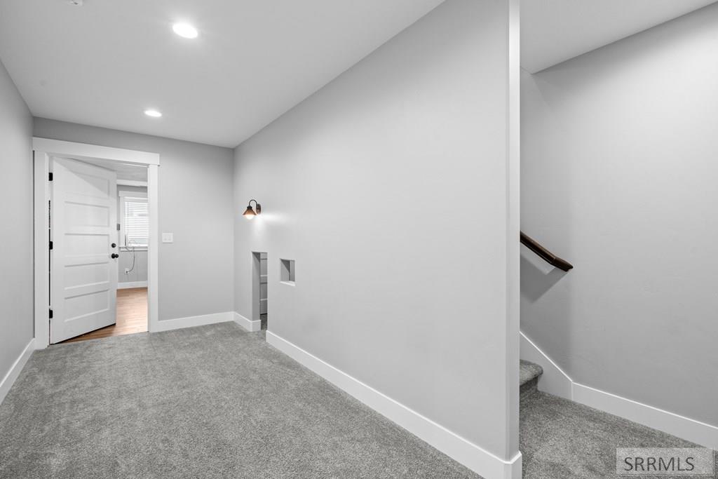 312 N 3811 E Property Photo 22