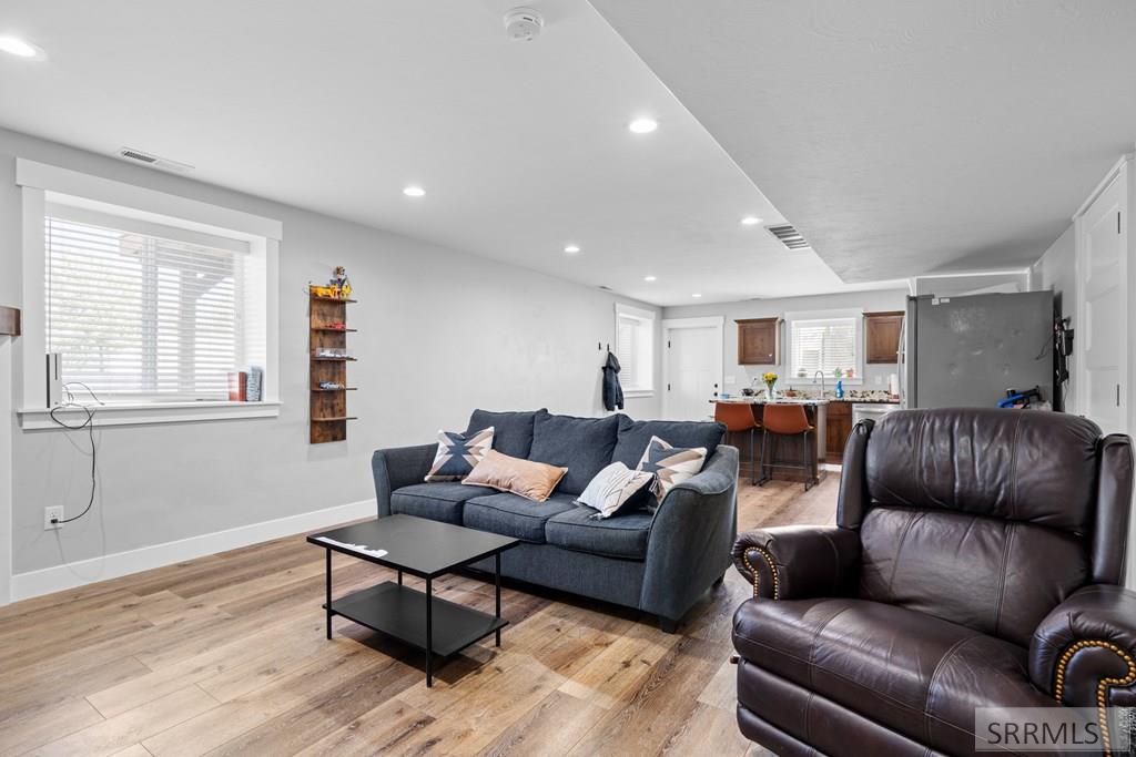 312 N 3811 E Property Photo 25