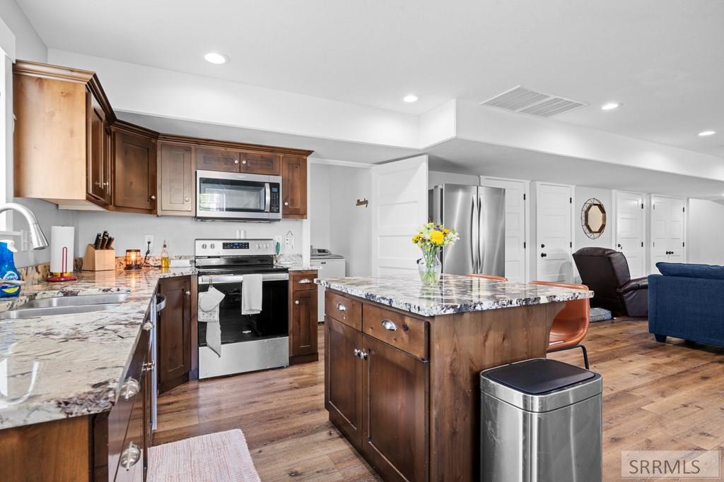 312 N 3811 E Property Photo 28