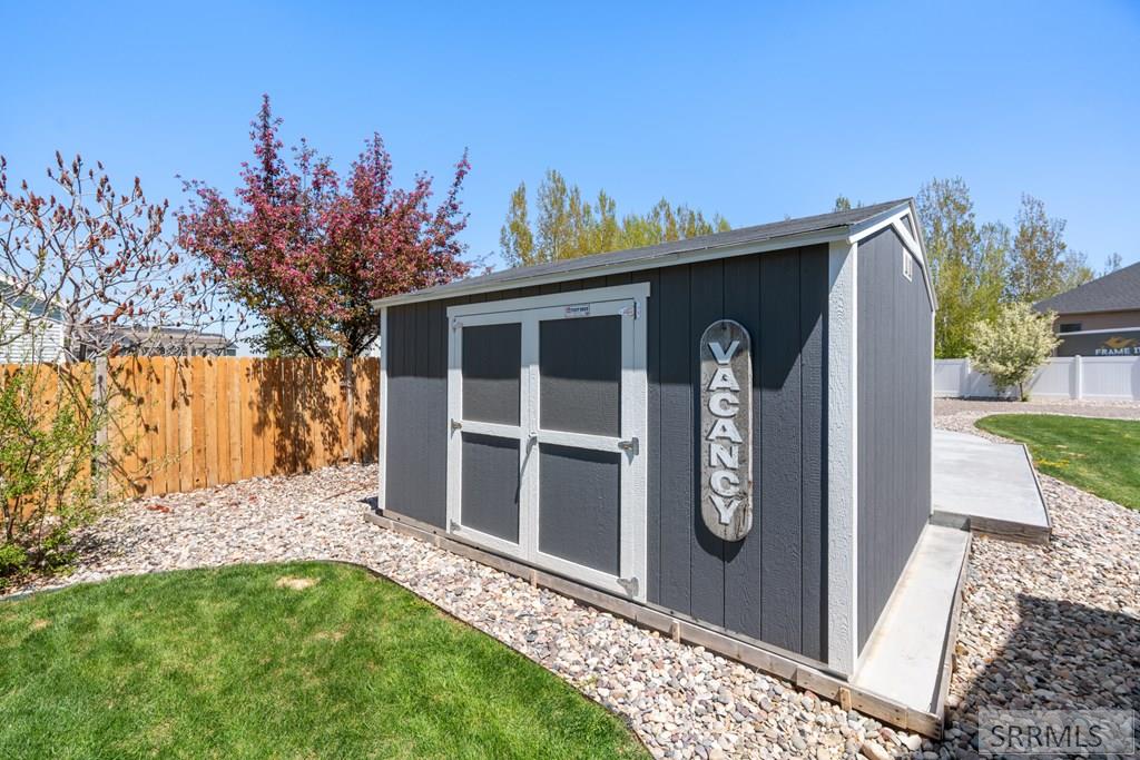 312 N 3811 E Property Photo 37