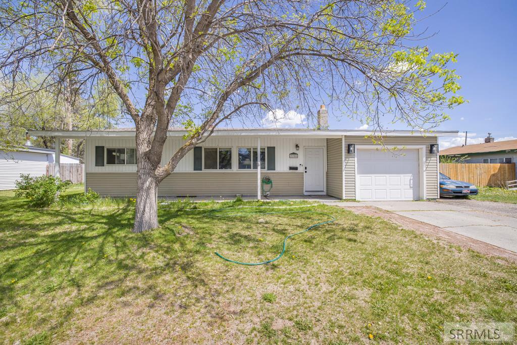 2255 Dove Drive Property Photo