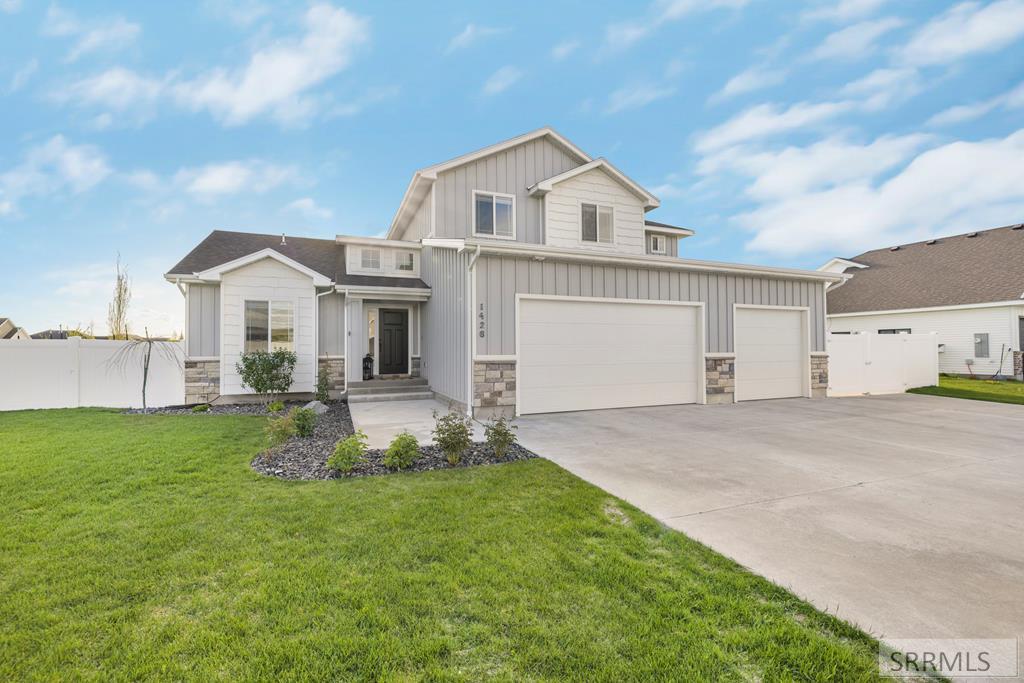 1426 Castelli Drive Property Photo