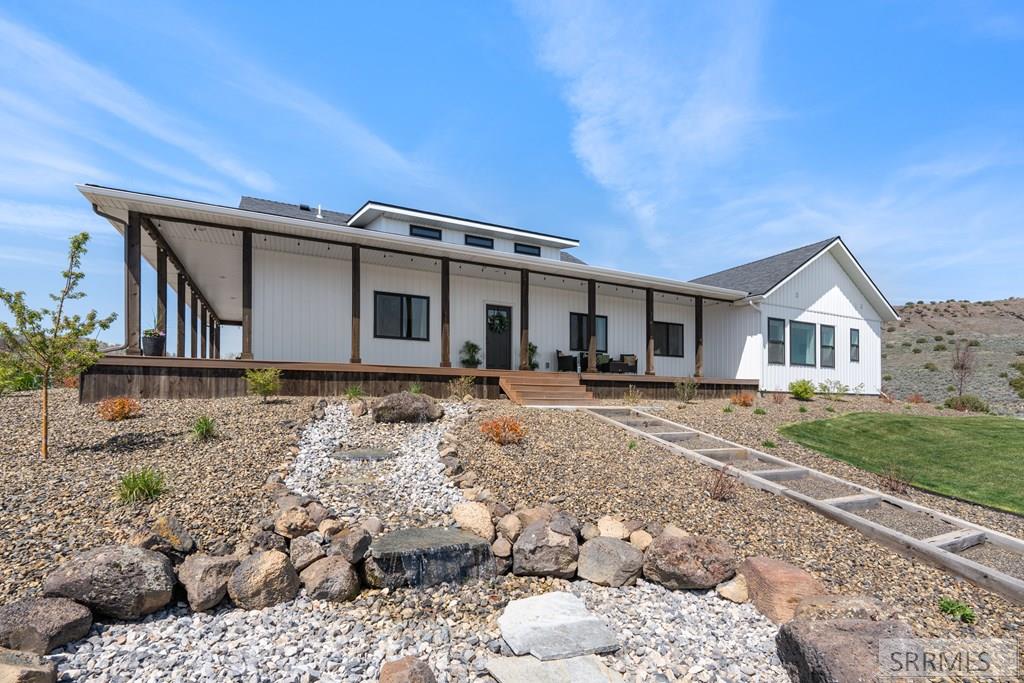 1032 E Butte Road Property Photo 13
