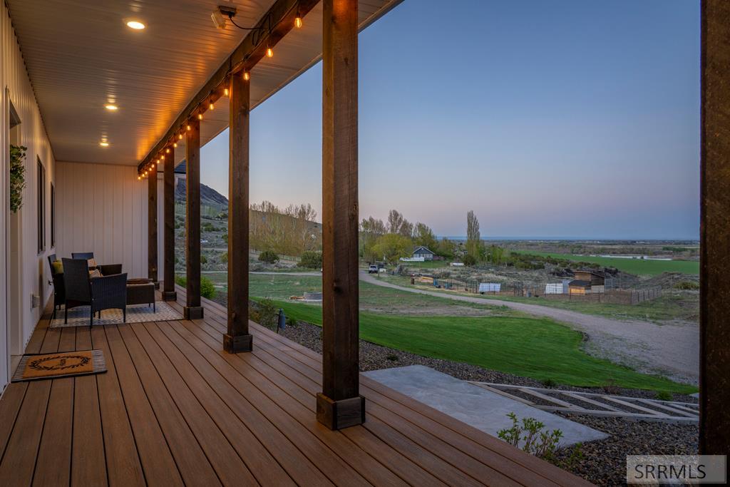 1032 E Butte Road Property Photo 14