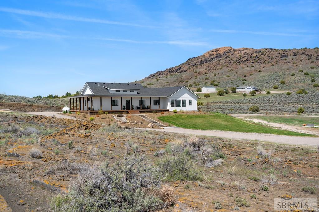 1032 E Butte Road Property Photo 19