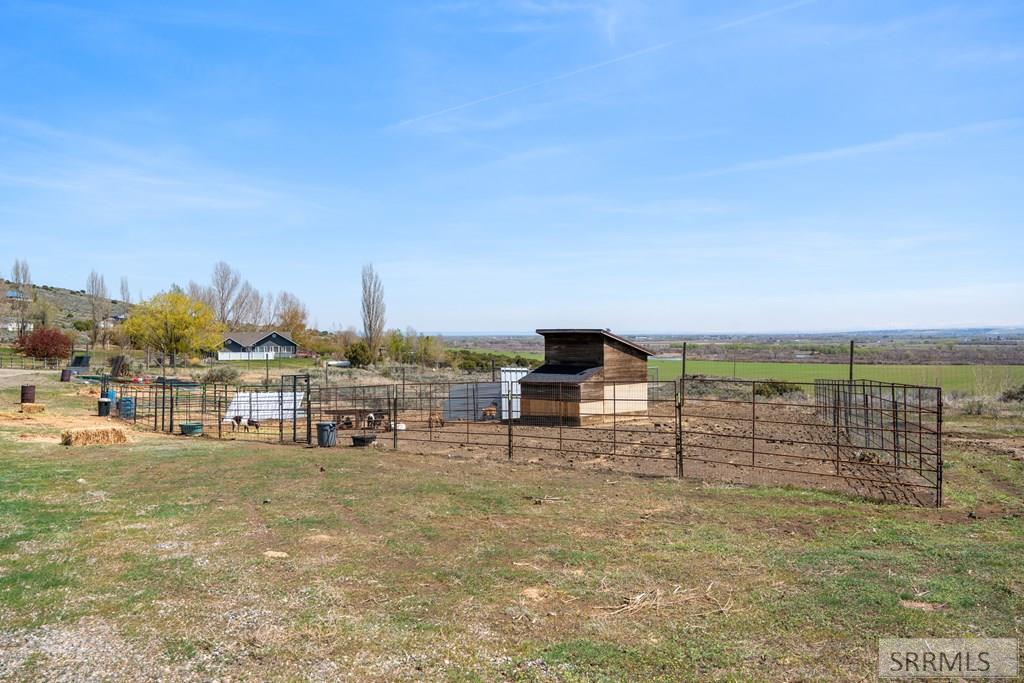 1032 E Butte Road Property Photo 68