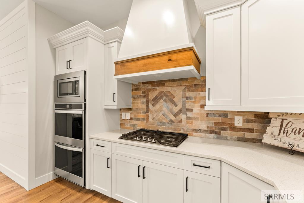 3658 E 7 N Property Photo 14