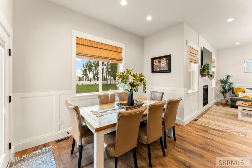 3658 E 7 N Property Photo 17