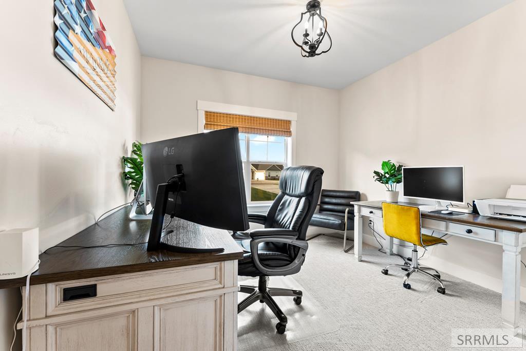 3658 E 7 N Property Photo 29