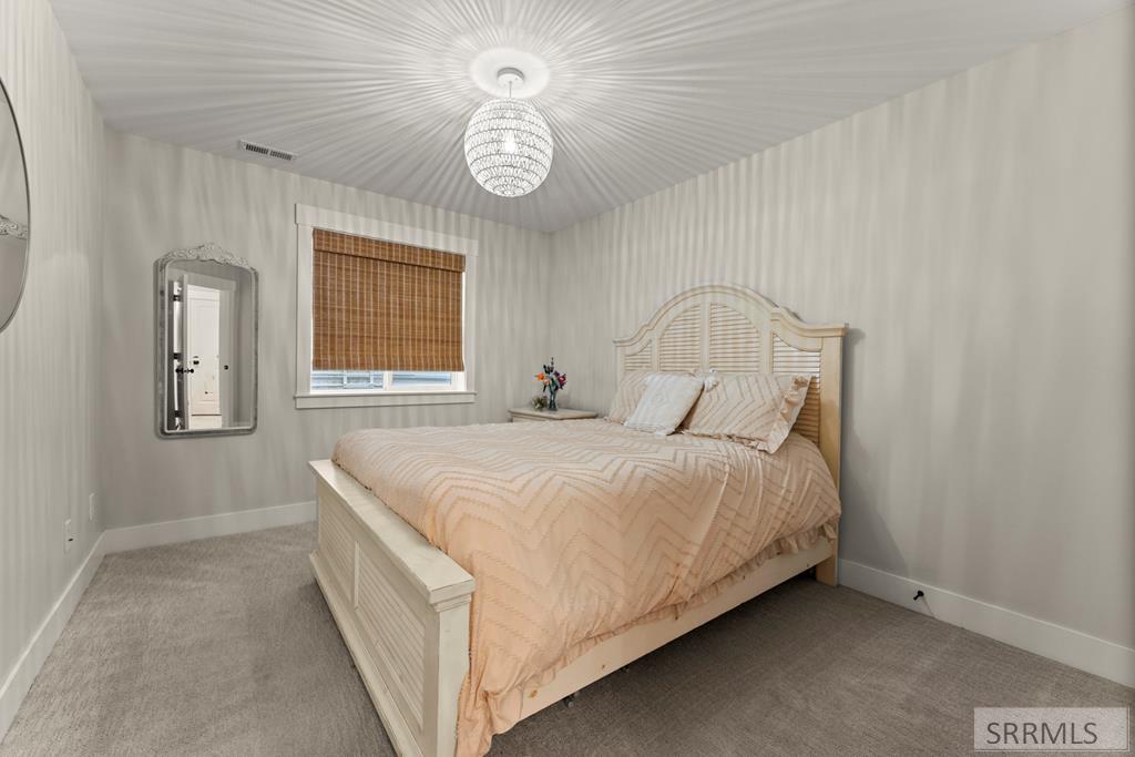 3658 E 7 N Property Photo 40