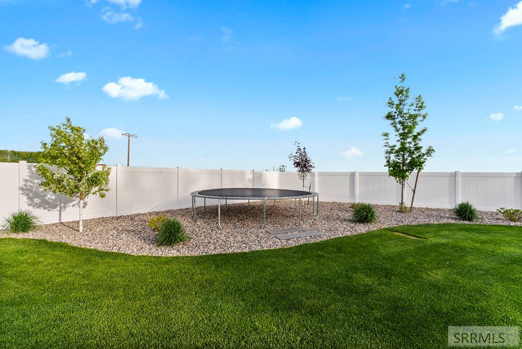 3658 E 7 N Property Photo 46