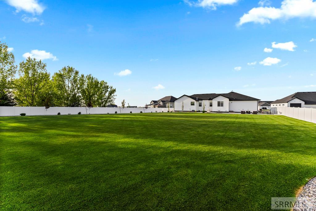 3658 E 7 N Property Photo 47