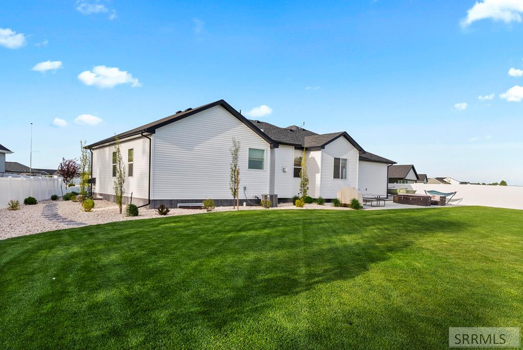 3658 E 7 N Property Photo 50