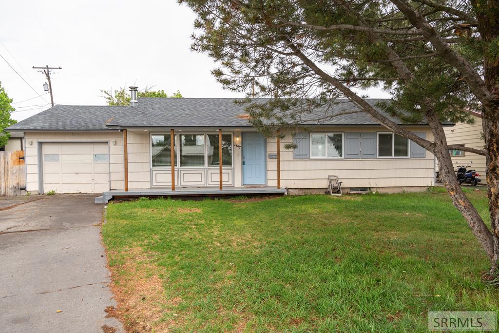 1447 Stanger Drive Property Photo 1