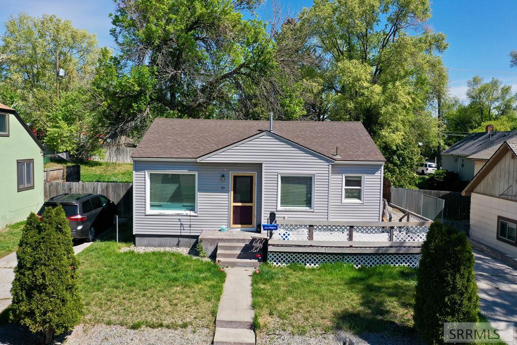 181 8th Street Property Photo
