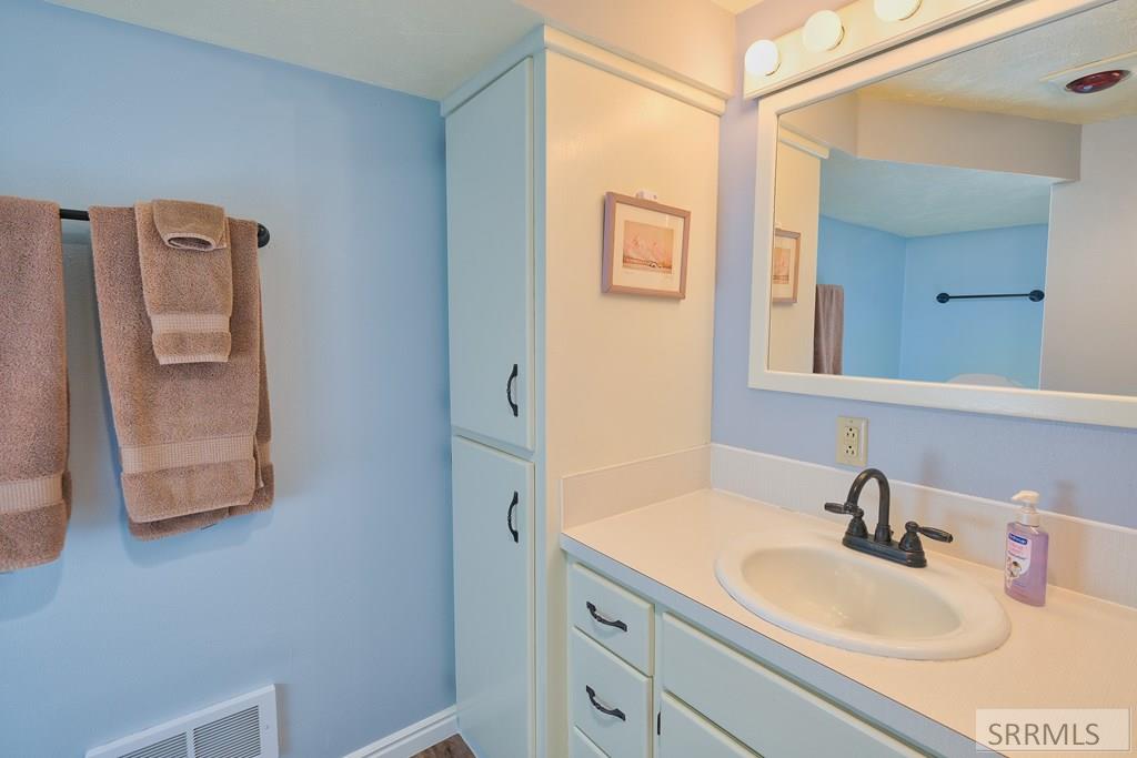 36 Trumpeter Road Property Photo 10