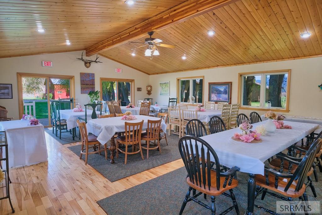 36 Trumpeter Road Property Photo 13