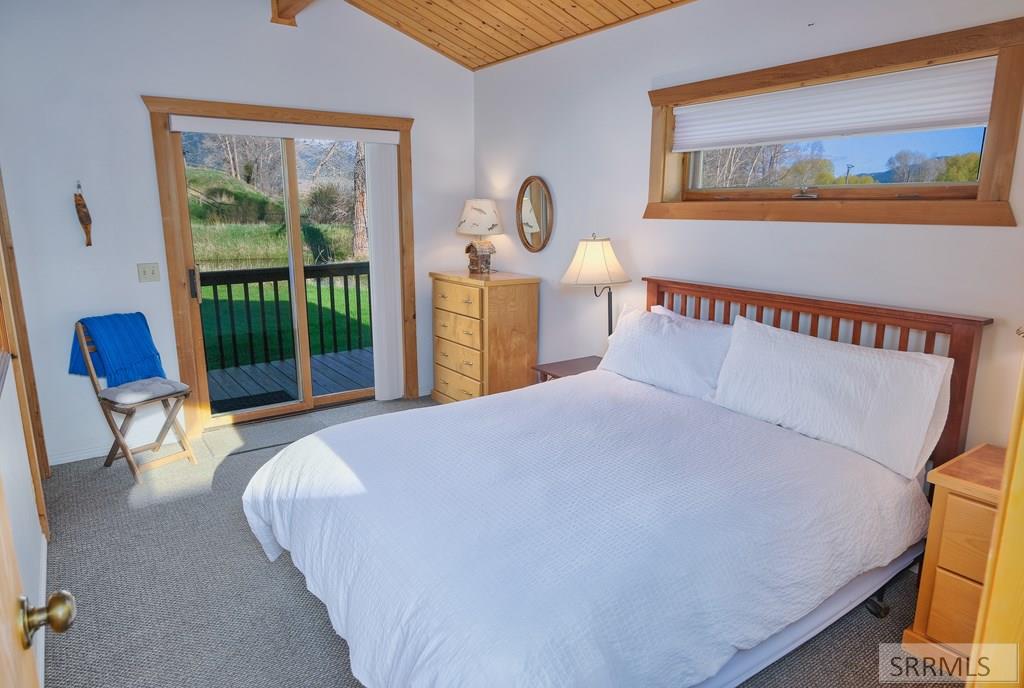 36 Trumpeter Road Property Photo 18