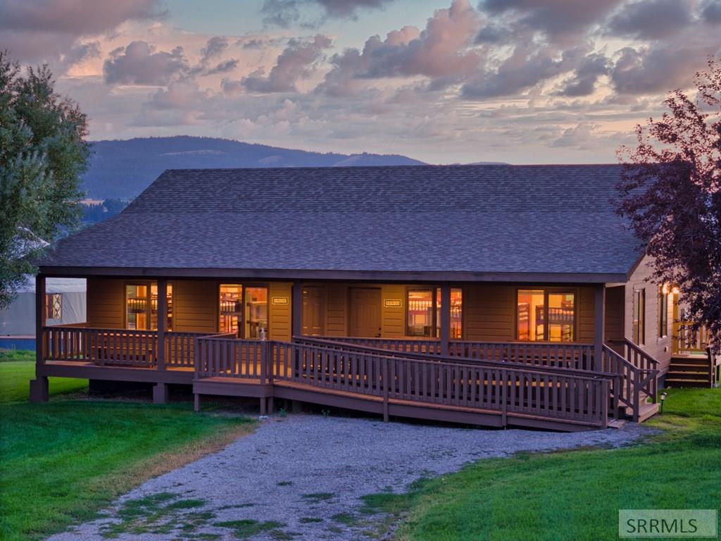 36 Trumpeter Road Property Photo 32