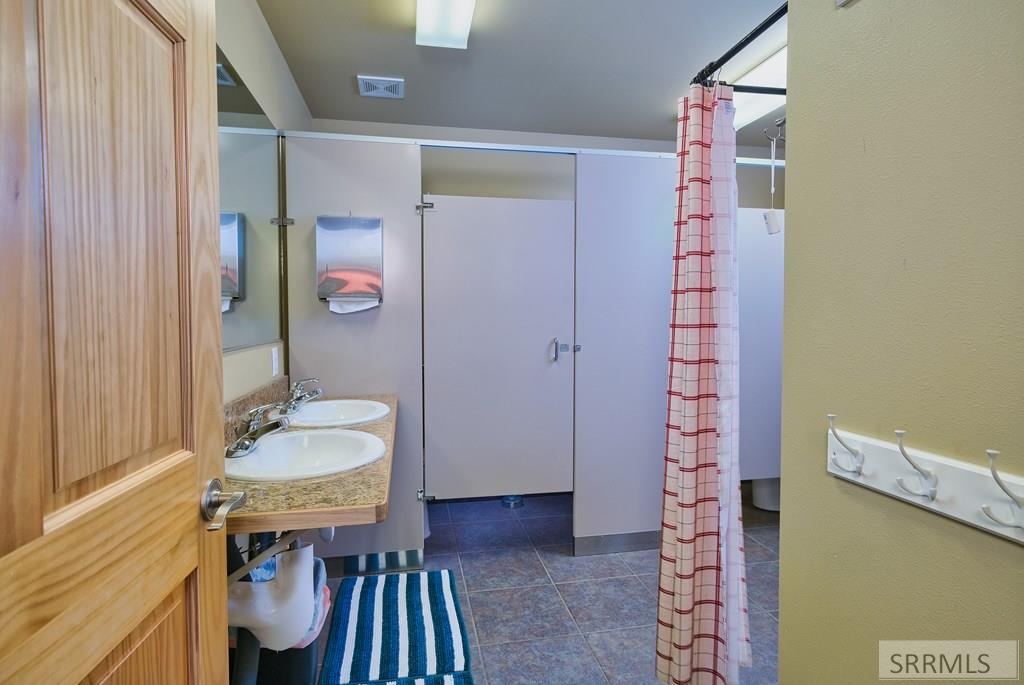 36 Trumpeter Road Property Photo 34