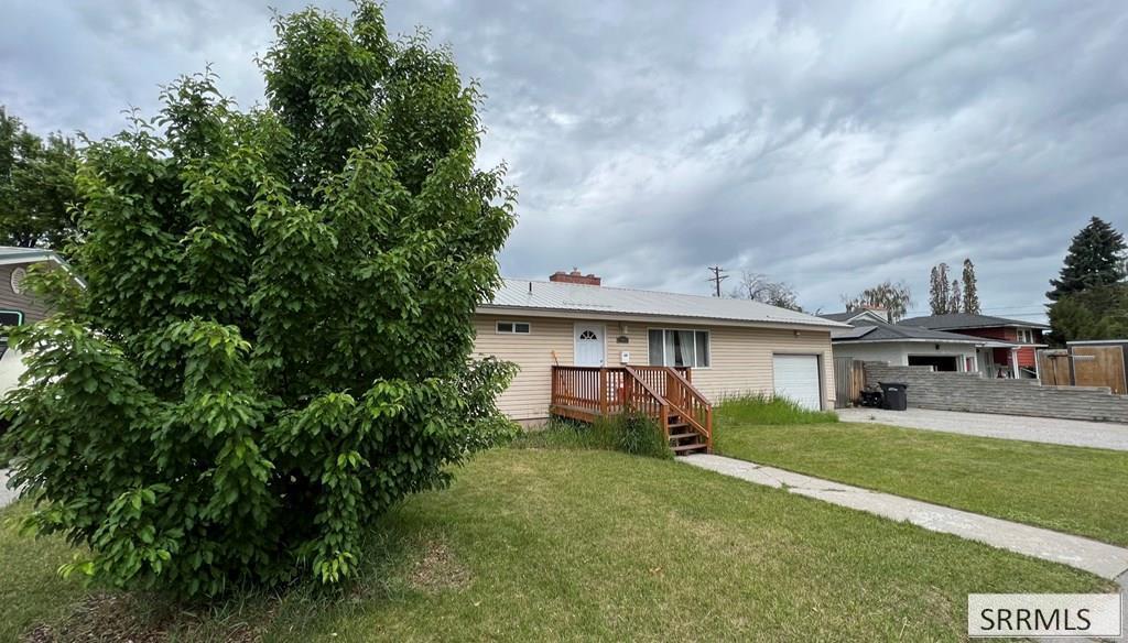 1840 Sequoia Avenue Property Photo