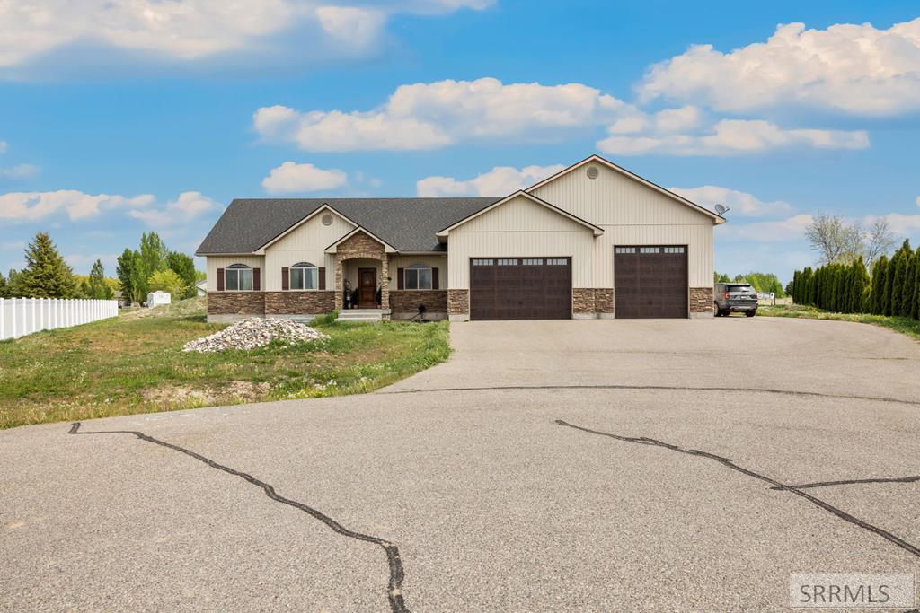 3919 E 116 N Property Photo