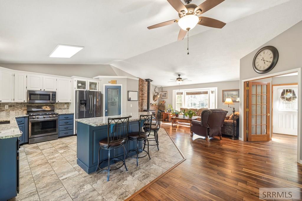 634a N 3565 E Property Photo 8