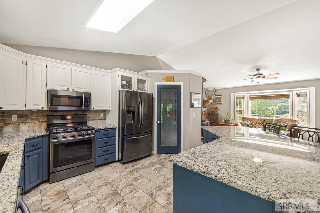 634a N 3565 E Property Photo 11
