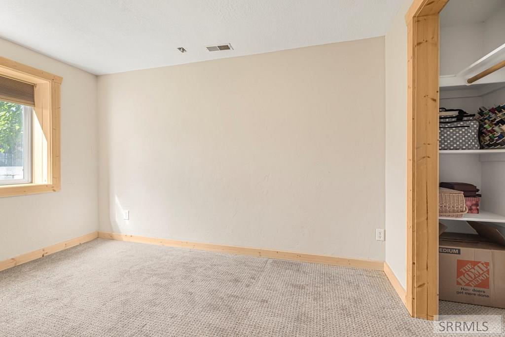 634a N 3565 E Property Photo 23