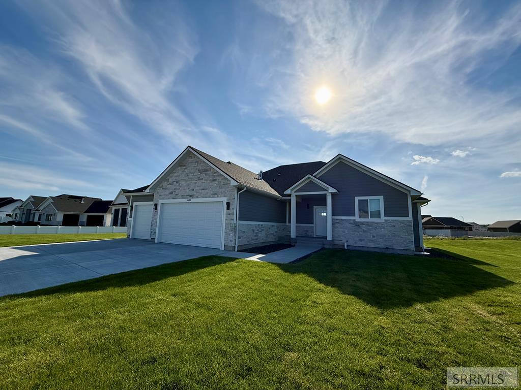 5622 Glass Mountain Blvd Property Photo 1
