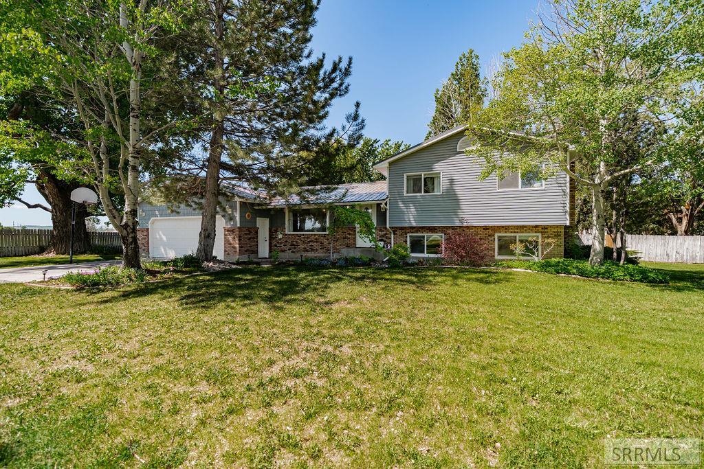 97 N 4300 E Property Photo 1