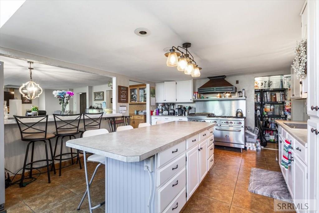 1052 E 129 N Property Photo 14