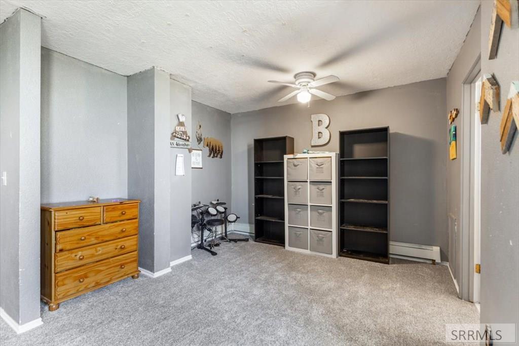 1052 E 129 N Property Photo 24