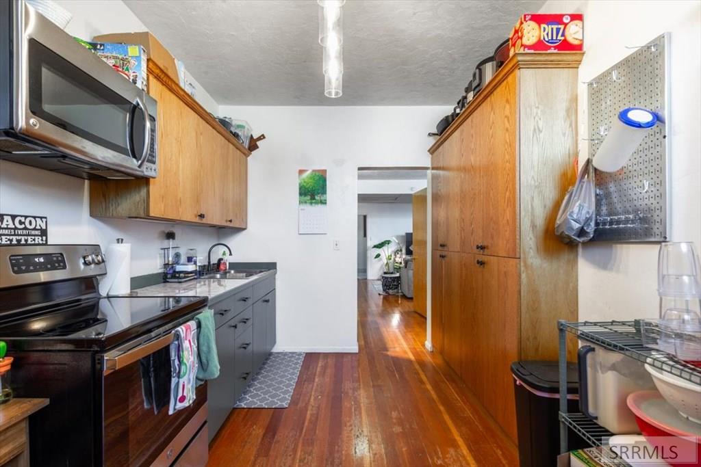 1052 E 129 N Property Photo 42