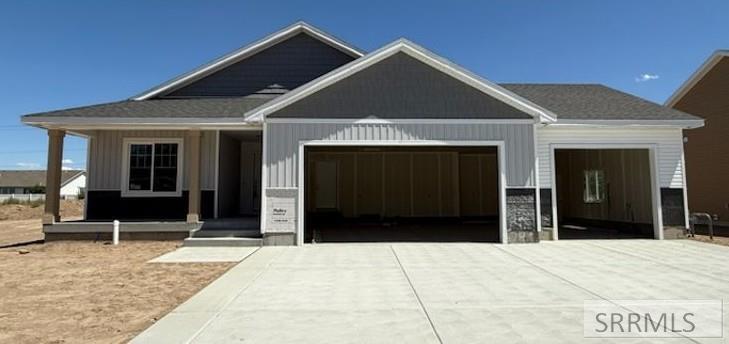 6241 Maggie Drive Property Photo 1