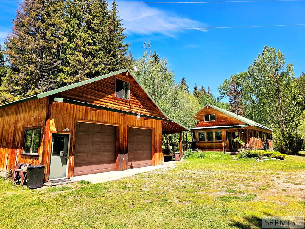 3296 N Hwy 93 Property Photo 1