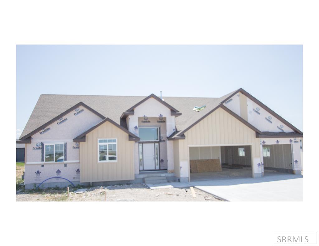3872 E Walnut Way Property Photo 1