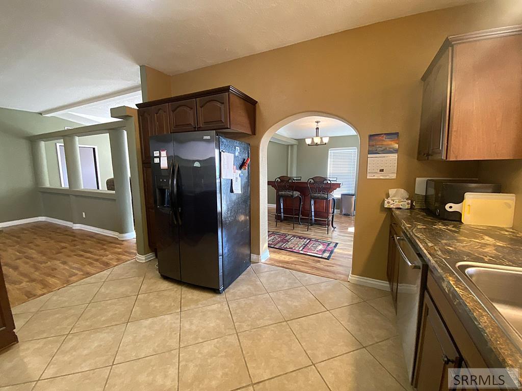 116 Coates Lane Property Photo 23
