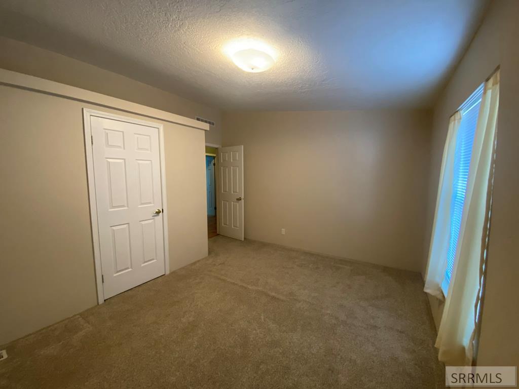 116 Coates Lane Property Photo 35