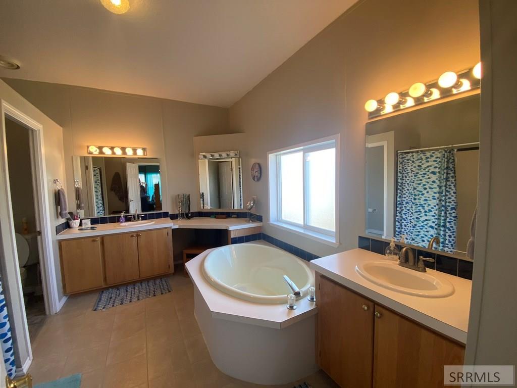 116 Coates Lane Property Photo 38