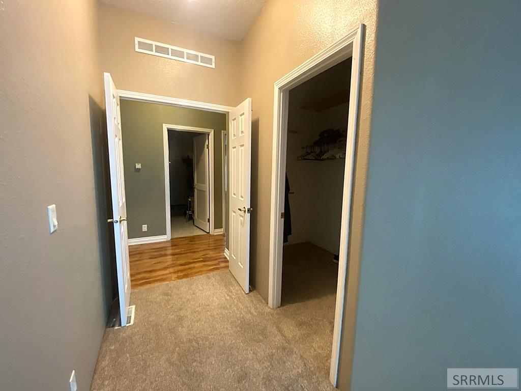 116 Coates Lane Property Photo 40