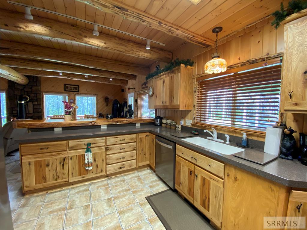 4070 Southgate Property Photo 19