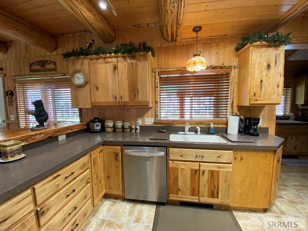 4070 Southgate Property Photo 20