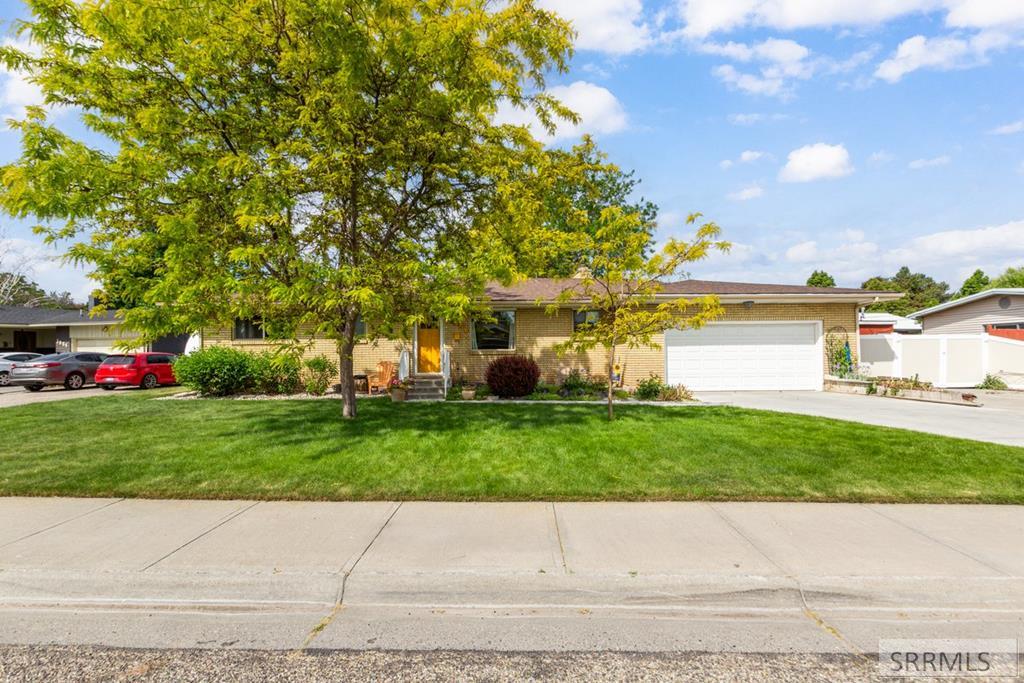 1856 Virginia Avenue Property Photo 1